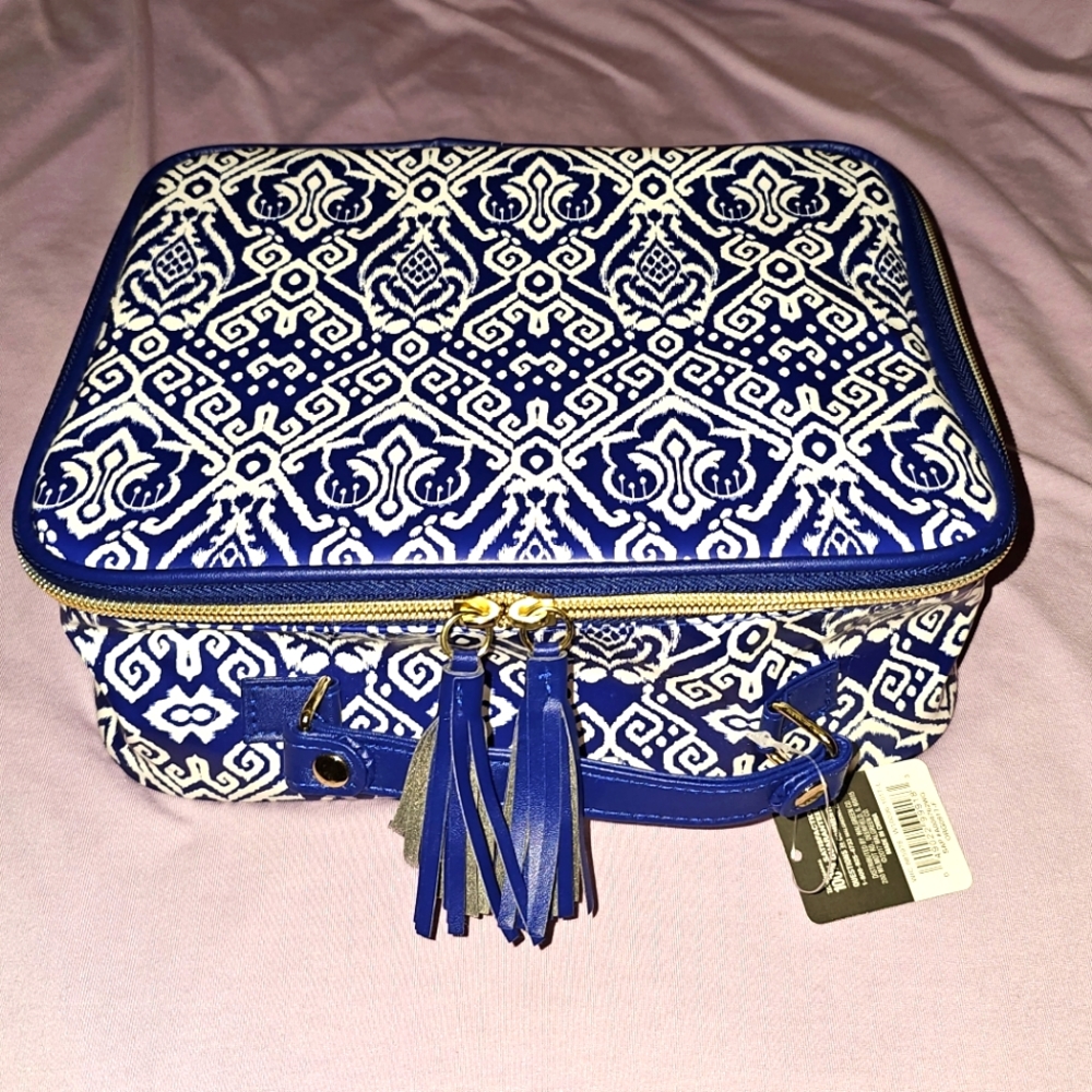 4 Piece Travel Toiletry Organization Bags. - Picture 8 of 8